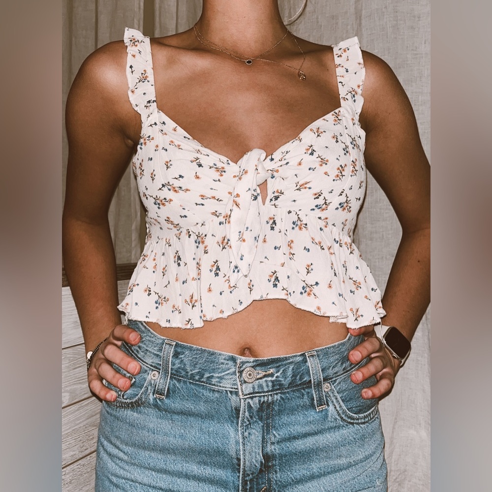 american eagle floral tie front tank, size small